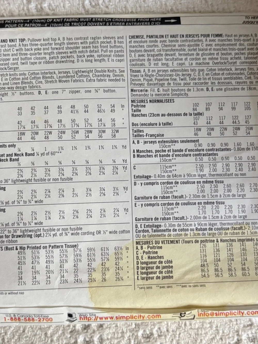 Simplicity Pattern 9134 GG for Women’s Shirt, Pants, and Knit Top